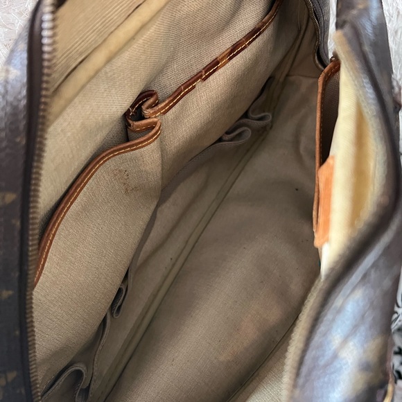 Louis Vuitton bags - Picture 14 of 16